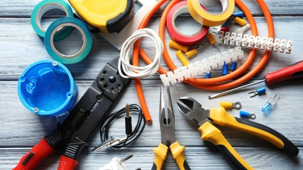 فروشگاه کالای برق سایبرپارس