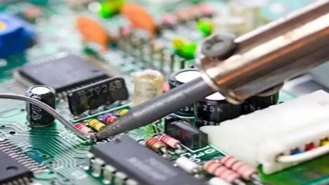 اجزای تشکیل دهنده یک اینورتر صنعتی