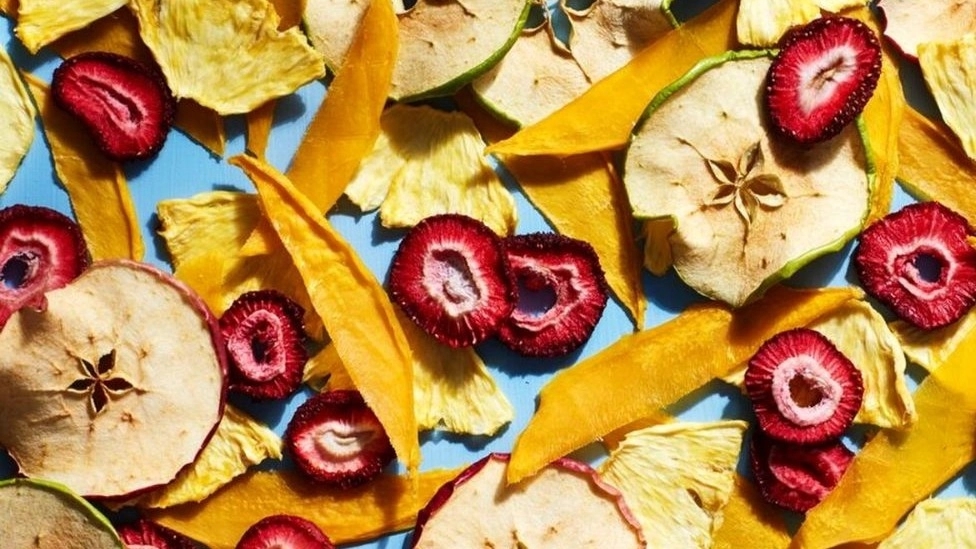 خواص میوه خشک برای نوزادان