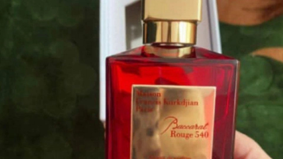 آشنایی با 5 عطر زنانه پرفروش دنیا