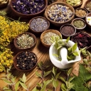مرکز درمانی برهمت، فراورده های گیاهی و طب سنتی در گلپایگان