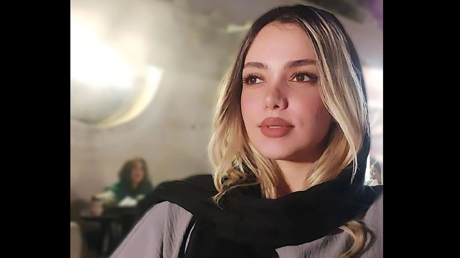 مجری کلیه هنرهای گچبری مدرن و پتینه کاری در کرج