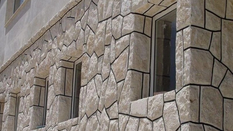 کاربردهای سنگ لاشه‌ای در معماری سنتی و مدرن