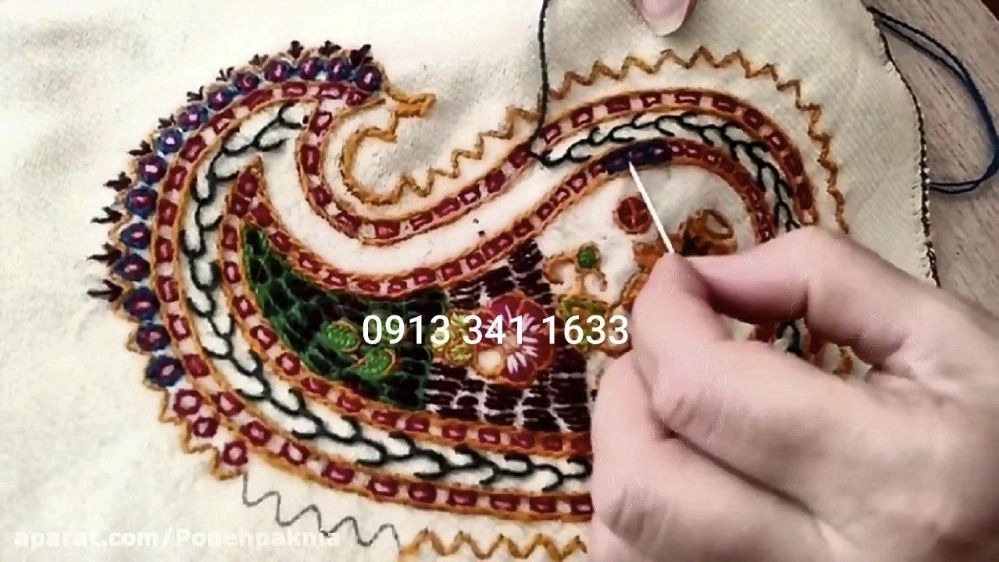 پته دوزی و سوزن دوزی روی پارچه هنر اصیل کرمان