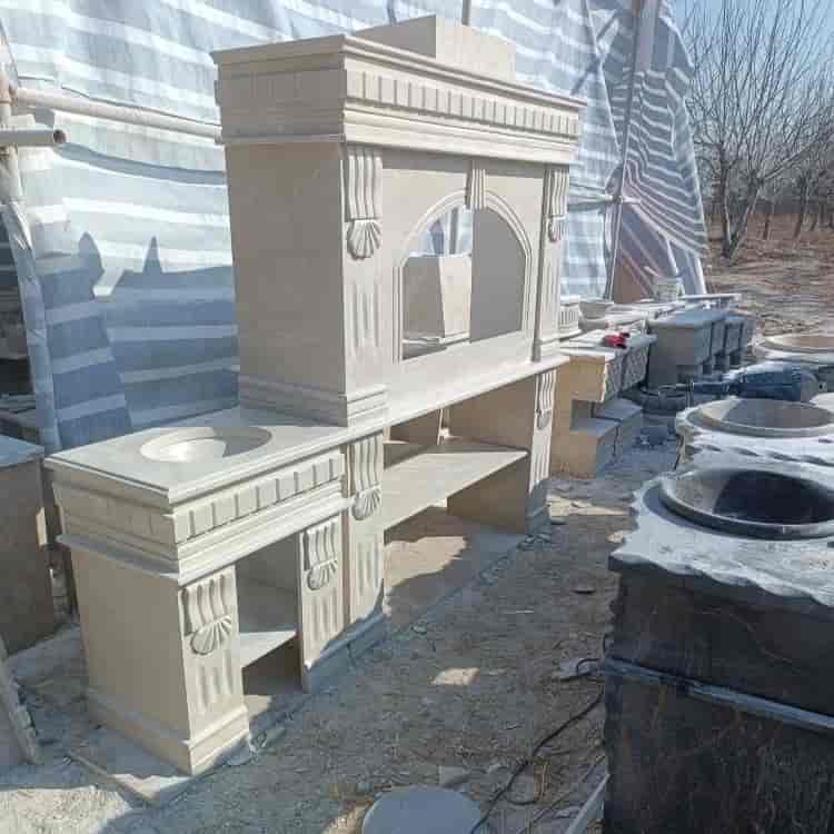 کباب پز در سنگ تاجیک