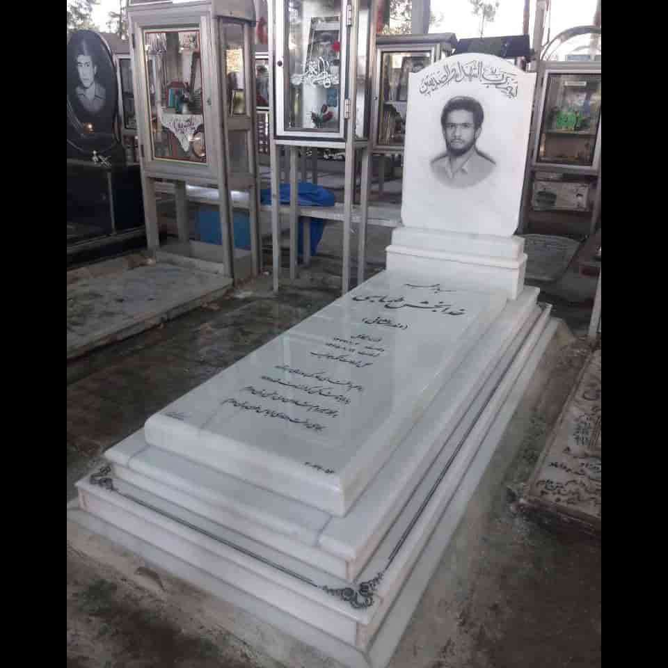 سنگ قبر سفید D30