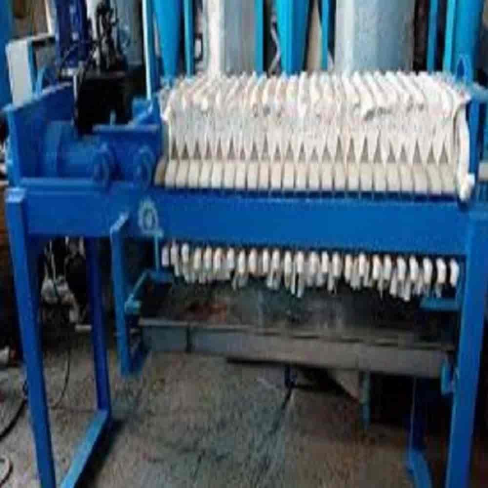 فیلترپرس ۱ متری به همراه ۶۰ عدد صفحه فیلتر