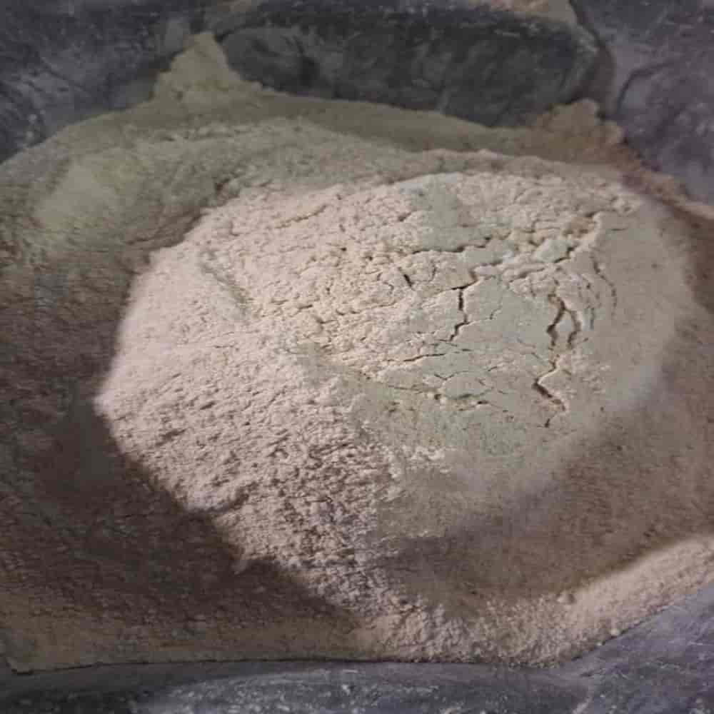 آرد محلی سبوس دار درجه یک