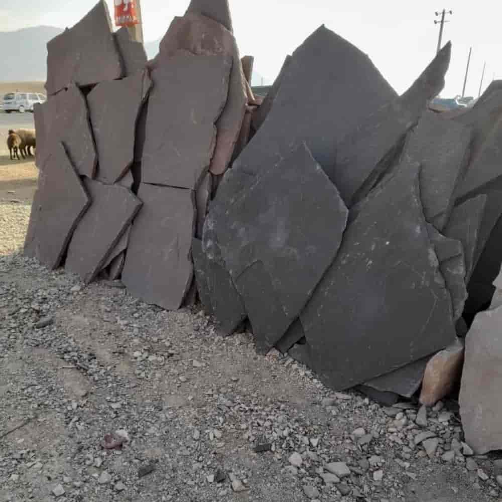 سنگ مشکی قواره بزرگ