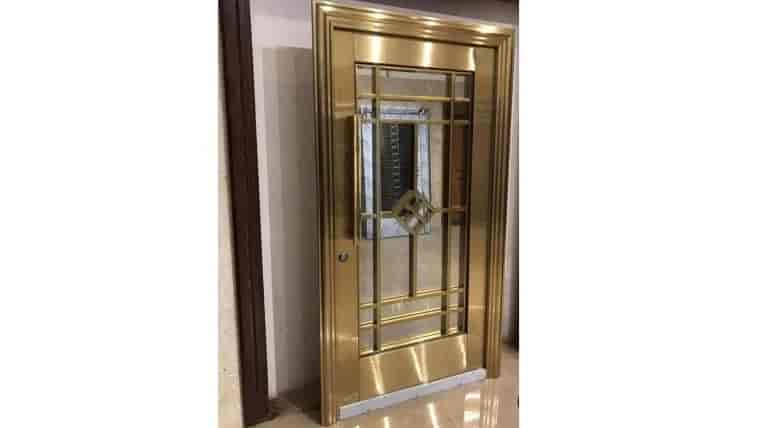 اجرای درب های تمام استیل