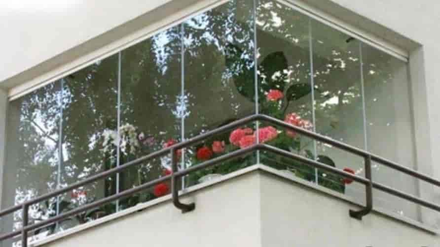 اجرای شیشه بالکنی در املش