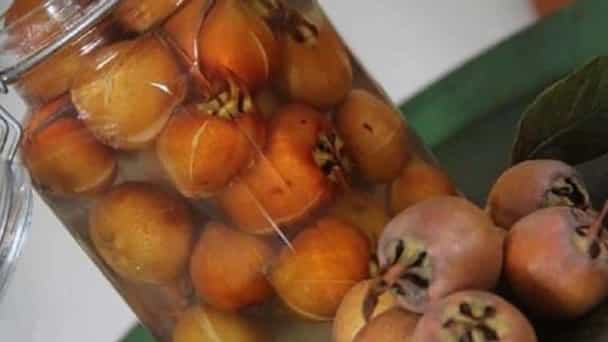 طرز تهیه ترشی ازگیل در ۳ مرحله