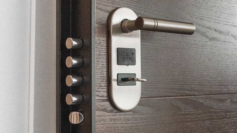 روش‌های تشخیص درب ضد سرقت اصل