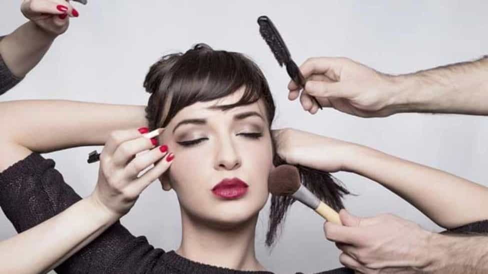 چرا کارآموزی در حرفه آرایشگری اهمیت زیادی دارد؟
