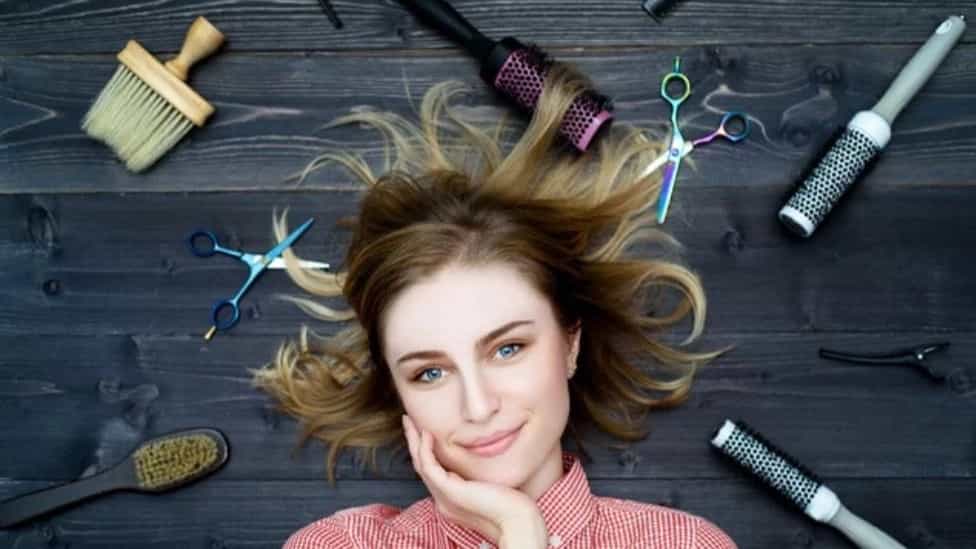 چگونه آرایشگری را به صورت حرفه‌ای یاد بگیریم؟