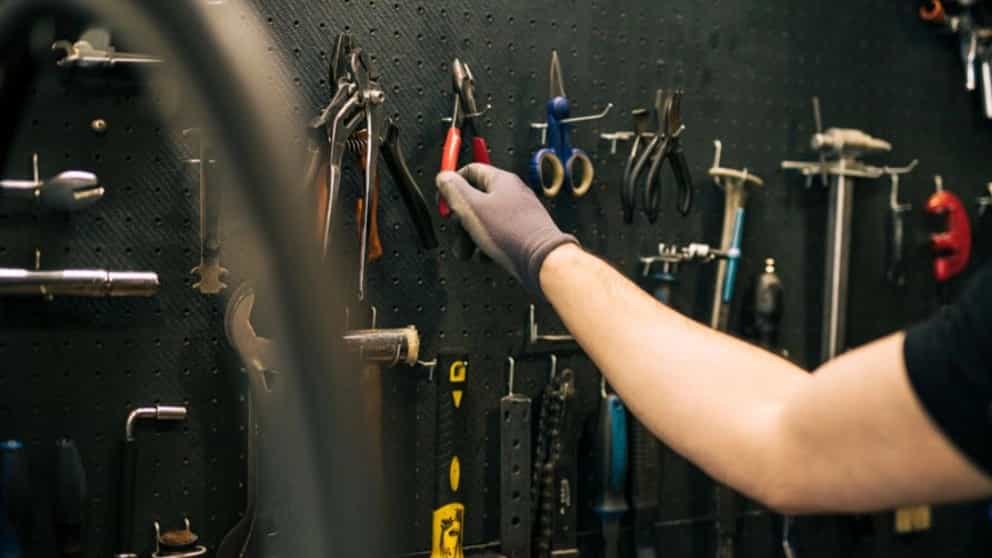 ابزار چیست؟ (تعریف ابزار)