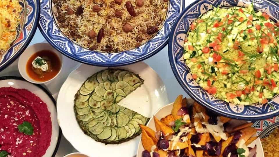 انواع چاشنی محبوب در سفره ایرانی