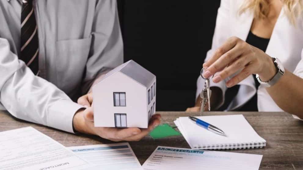 اهمیت مشاور املاک