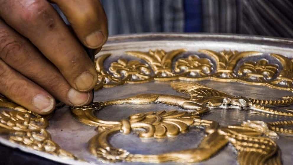 آموزشگاه هنری آزاد داریوش، سفارش قلمزنی طلا، نقره و برنج در گلستان