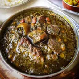 قورمه سبزی