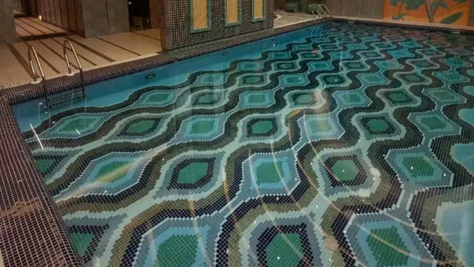 مراحل کلی ساخت یک استخر