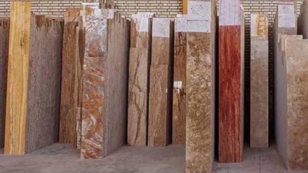 صنایع سنگ کارا، فروش انواع سنگ تراورتن و نما در مرکزی