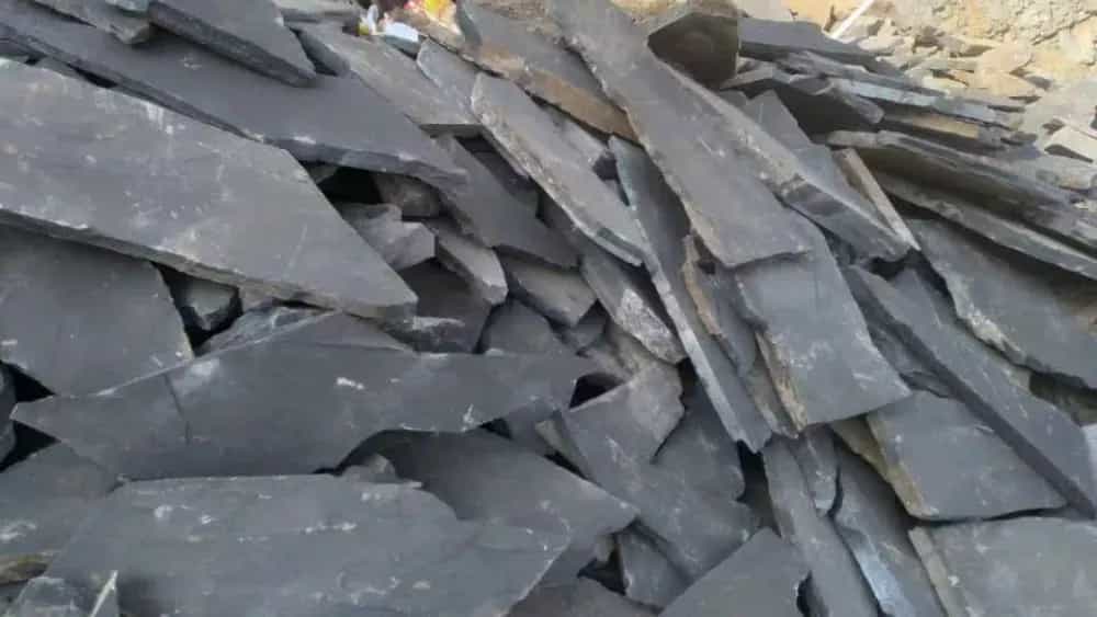 فروش سنگ لاشه مشکی میگون