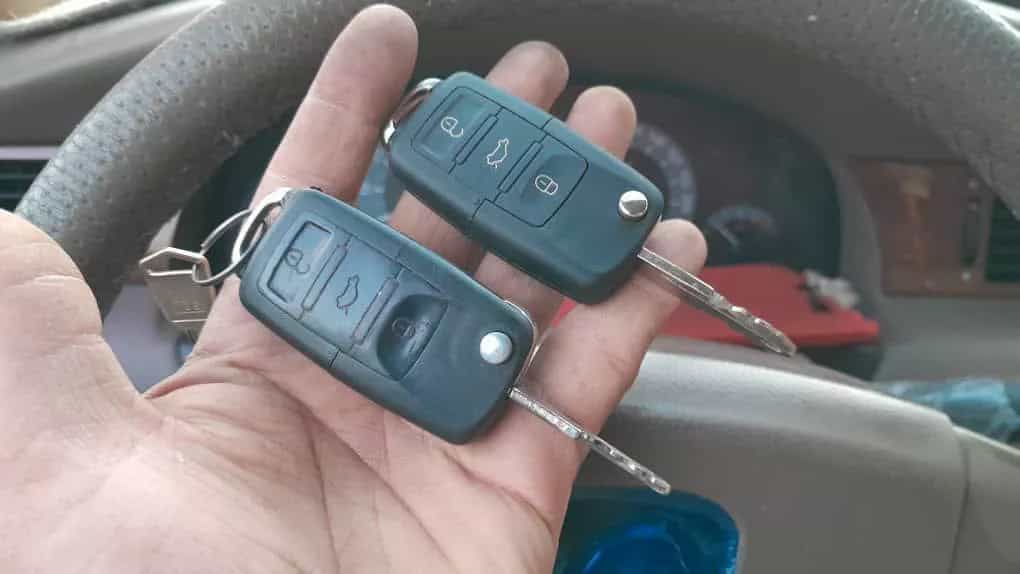 ساخت ریموت و کلید یدک سمند مدل ۹۳