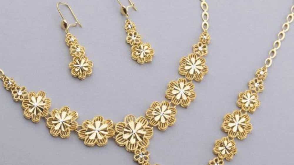 فروش سرویس طلا در طلافروشی خداکرم محمدی