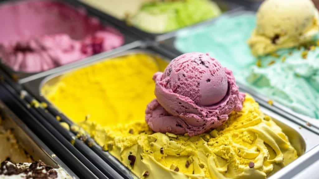 چرا بستنی ساواش بهترین انتخاب برای علاقه‌مندان به طعم‌های خاص است؟
