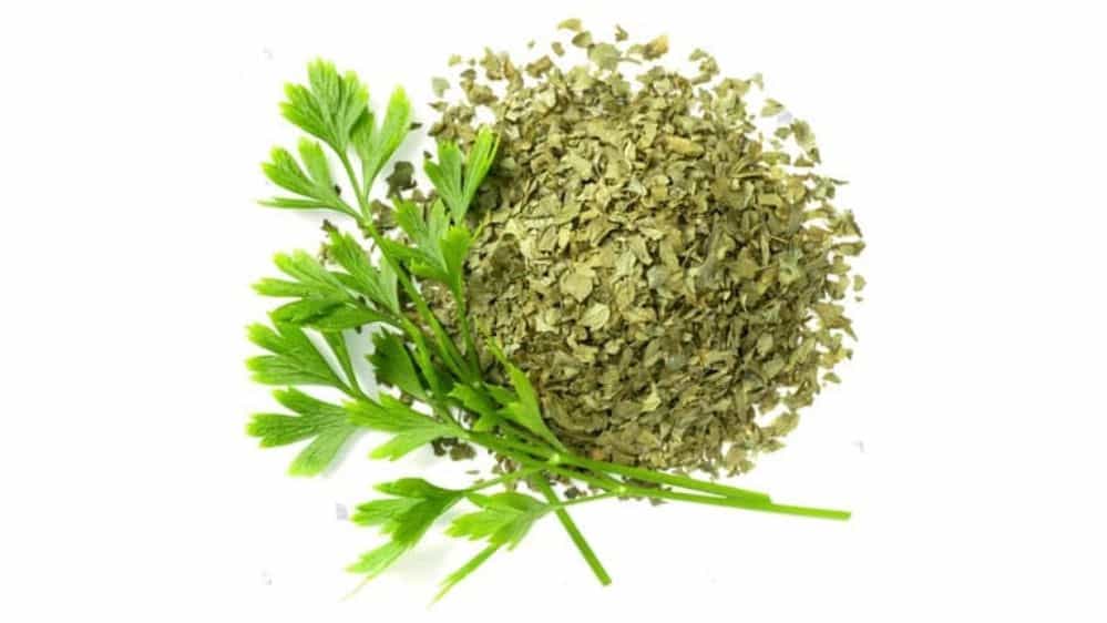چگونه سبزیجات خشک با کیفیت توسط بازرگانی مرادی در خوزستان تولید می‌شود؟