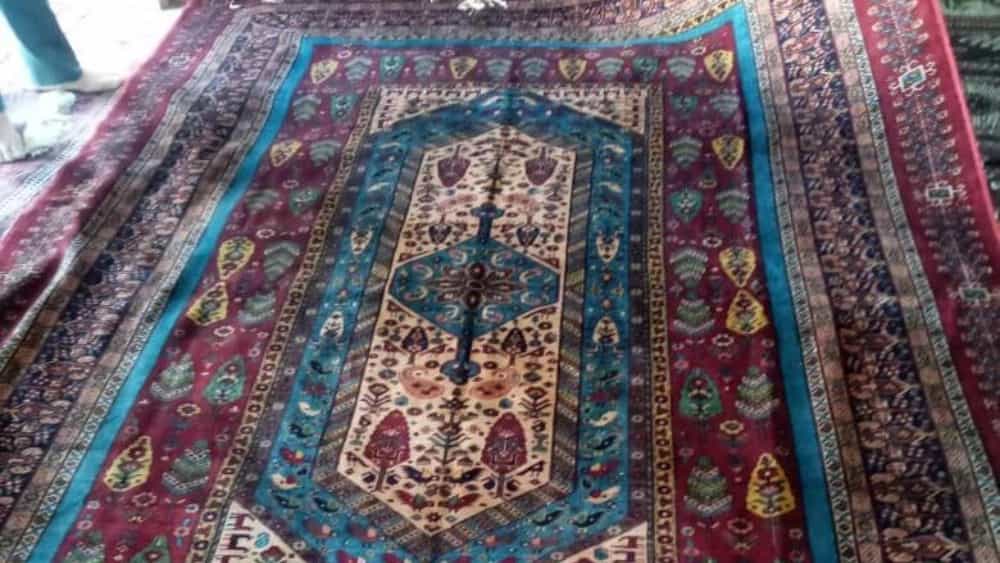 قالیچه ابریشمی تک رو ۶متری