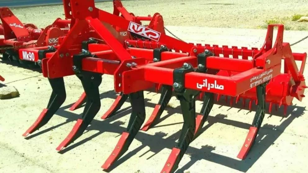 ماشین کشاورز پیرهادی