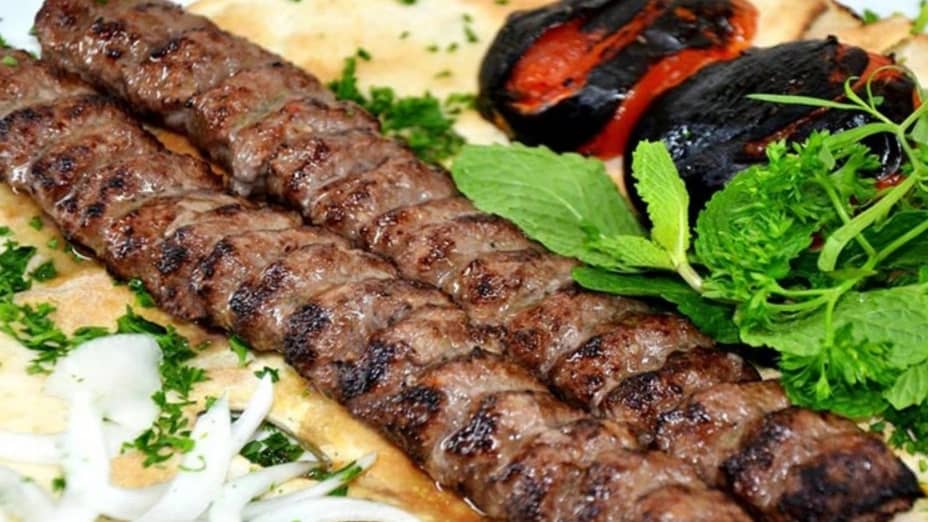 رستوران نمونه ولیعصر