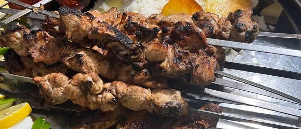 سرای سنتی حصارگل یخ***********
